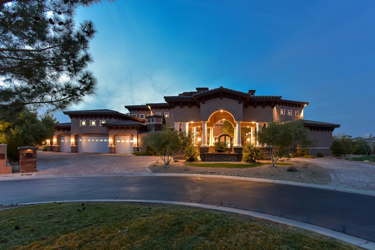 Majestic Home In Anthem Country Club Nevada Luxury Homes Mansions